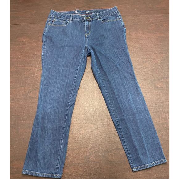 Liz Claiborne Stretch Straight Leg Jeans Blue Denim Size 14 Mid Rise Staple - Picture 1 of 10